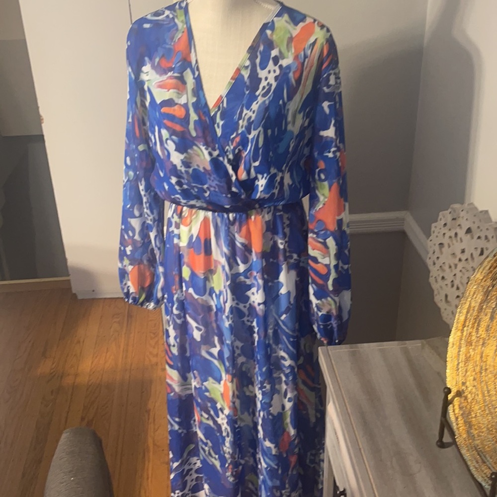 Long Floral 🌺 💙 Chiffon Dress Sz S/M